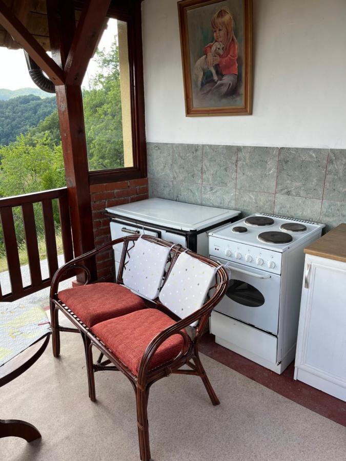 Apartman Jezero Vrutci อูชิเซ ภายนอก รูปภาพ